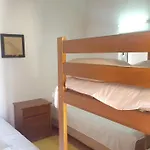 Semesterbostad Charming House In Burinhosa, Pataias With Shared Pool *