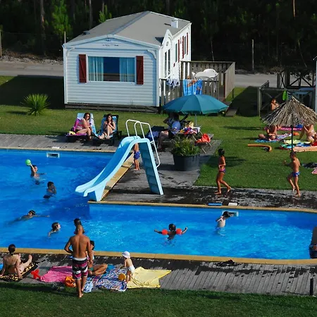 Charming House In Burinhosa, Pataias With Shared Pool Feriehus *
